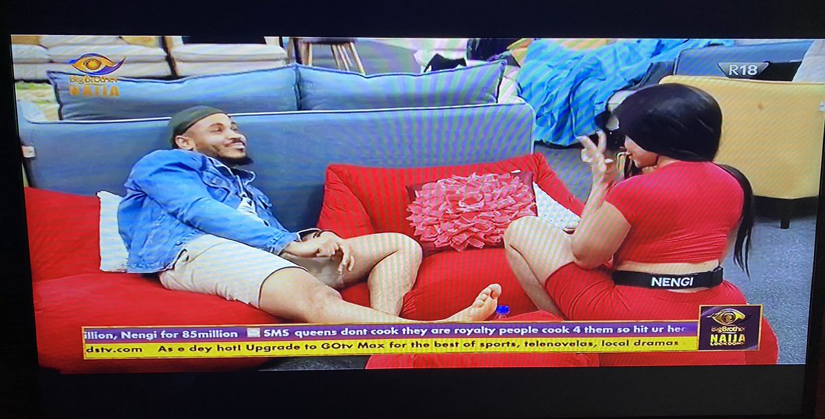 When your Bae sabi book 😍 Nengi is killing this Q & A with Ozo 🥰 #BETWAYFRIDAY #Bbnaija