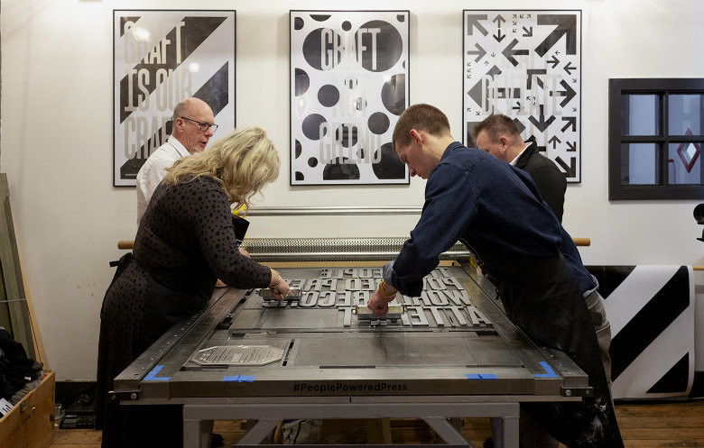 agencydragonfly's tweet photo. #DMFunFactFriday - The largest letterpress printing machine is "The People Powered Press", measuring 1.36 m² (14 ft 96 in²). The Guinness World Record was achieved by @splituk in Leeds in 2019. According to their website it was accidental! #DragonflyDM #print #directmail https://t.co/CTcQTZFGOa
