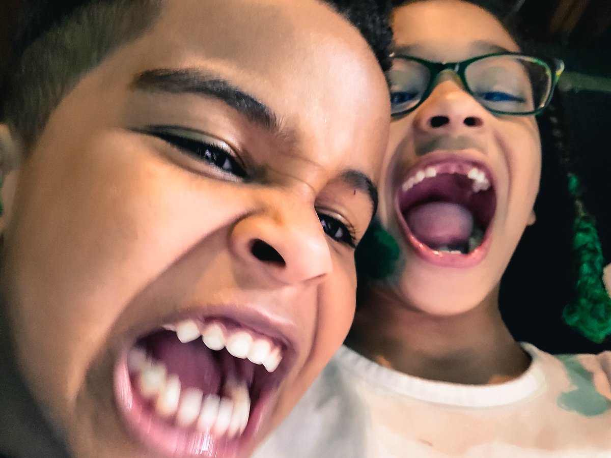 Shocksbeats's tweet photo. "Its Friday, just let it out"..  Savannah/ kobe show on YouTube 👇⬇️⬇️⬇️ link...https://t.co/nXufXjN57T Help us grow by subscribe please.. #FridayFeeling #FridayMotivation #FridayVibes #YouTubers #kids #SMILE   #fun #love https://t.co/xhIRi2R9tv
