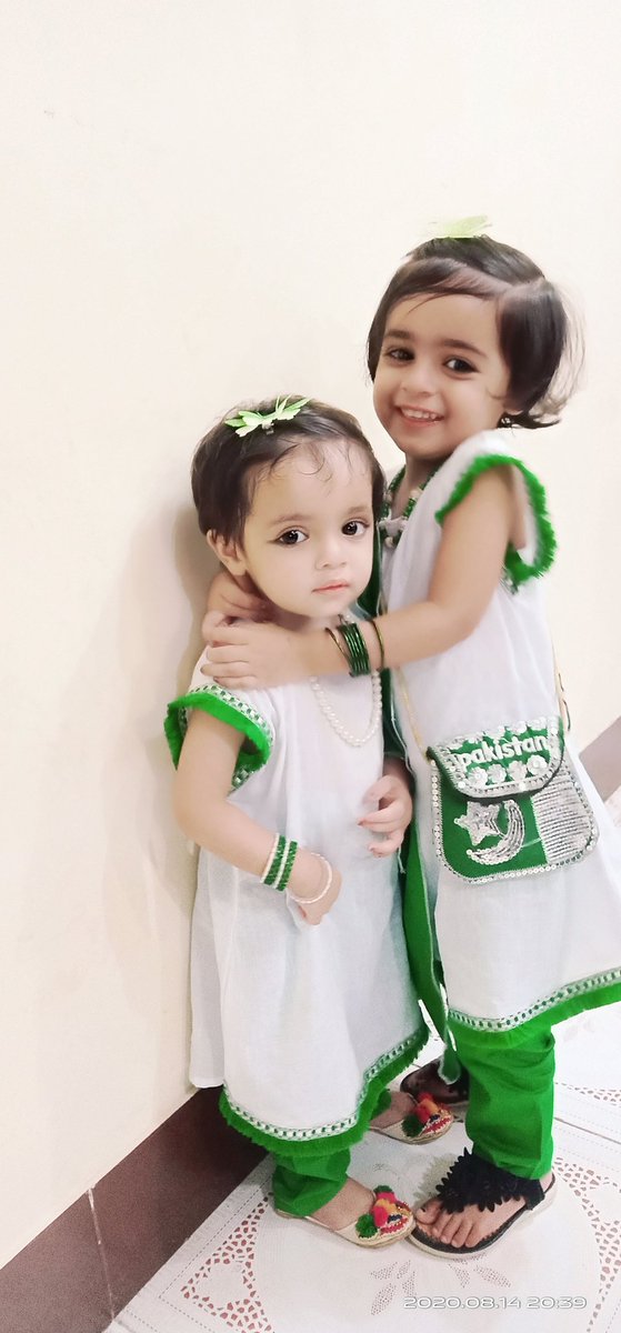 تمام پاکستانیوں کو جشن آزادی مبارک 

#HappyBirthdayDearPakistan 
#HappyIndependenceDay 
#14AugustAzadiDay