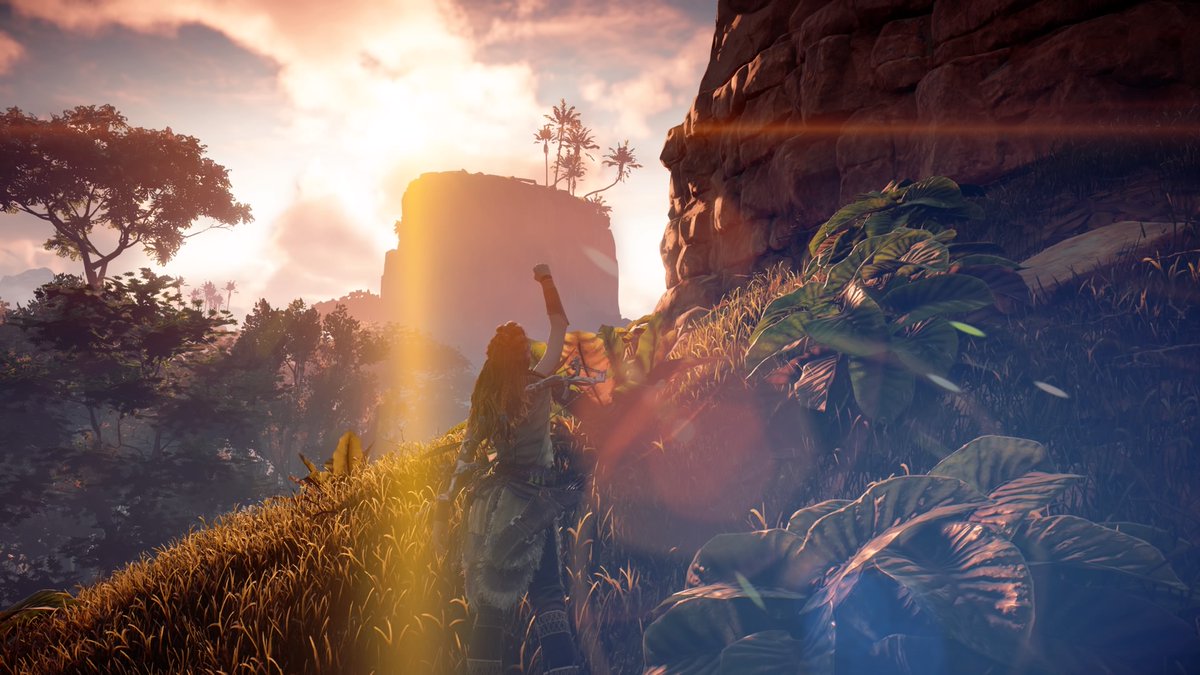 VJVattghern's tweet photo. #PraiseTheSun for its Friday night !! #HorizonZeroDawn #PS4share https://t.co/OGKwkfWrqV