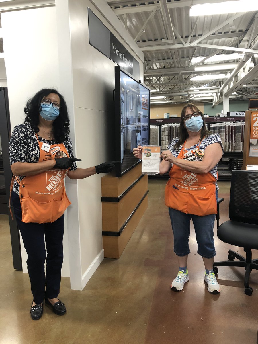 sharon pfluke tweet media