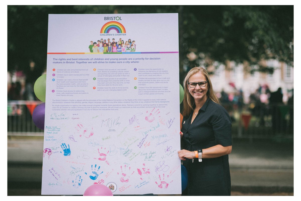 BristolCouncil's tweet photo. Got unwanted school uniform items in good condition? Why not donate them to our #UniformDrive and help parents who may struggle to afford new uniforms this year. City Hall 7am-7pm, Mon-Fri by 21 Aug.
Find out more in, @helengt76 blog post: https://t.co/xN59RlpmPK https://t.co/s5Zv4MMxyN