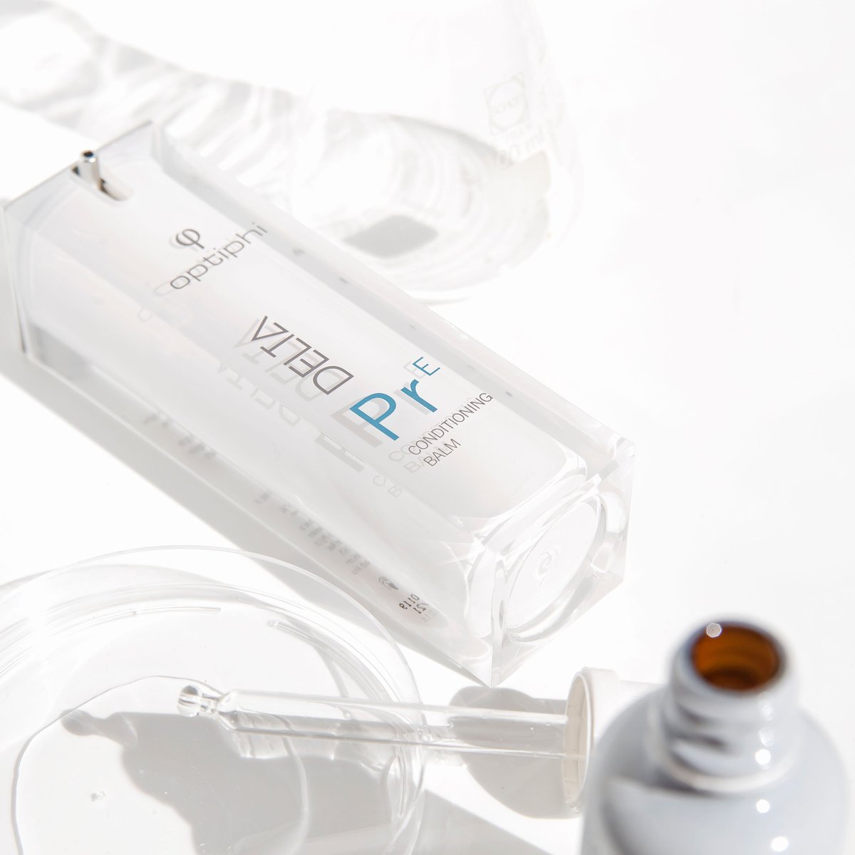 In your 30s, Aesthetic skin treatments such as injectables, chemical peels &amp; laser resurfacing are ideal to target the onset of lines &amp; wrinkles. Pair the above with the DELTA Conditioning Balm to target an anti-aging effect.ow.ly/Aqag50AZzax #skinaging #aestheticskincare