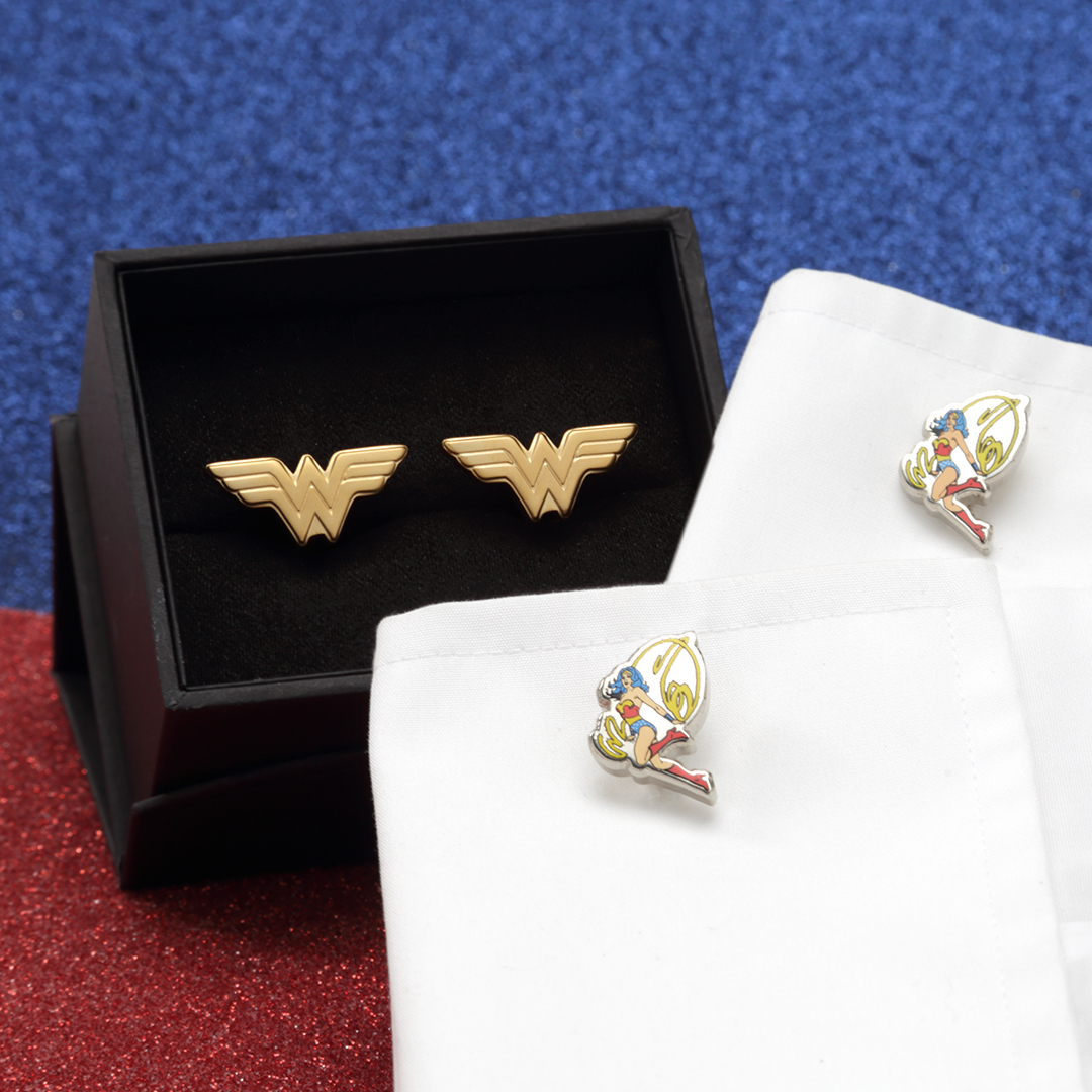 cufflinksdotcom's tweet photo. Wonder Woman 1884 is now scheduled to be released on Oct 2nd. Who else is excited to see a movie in theaters again?!
#wonderwoman #wonderwoman1984 #wonderwomenmovie #wonderwomanfan #galgadot #ww84 #justiceleague #dccomicd #galgadotwonderwoman #dcfandom https://t.co/uWeQMOue8v