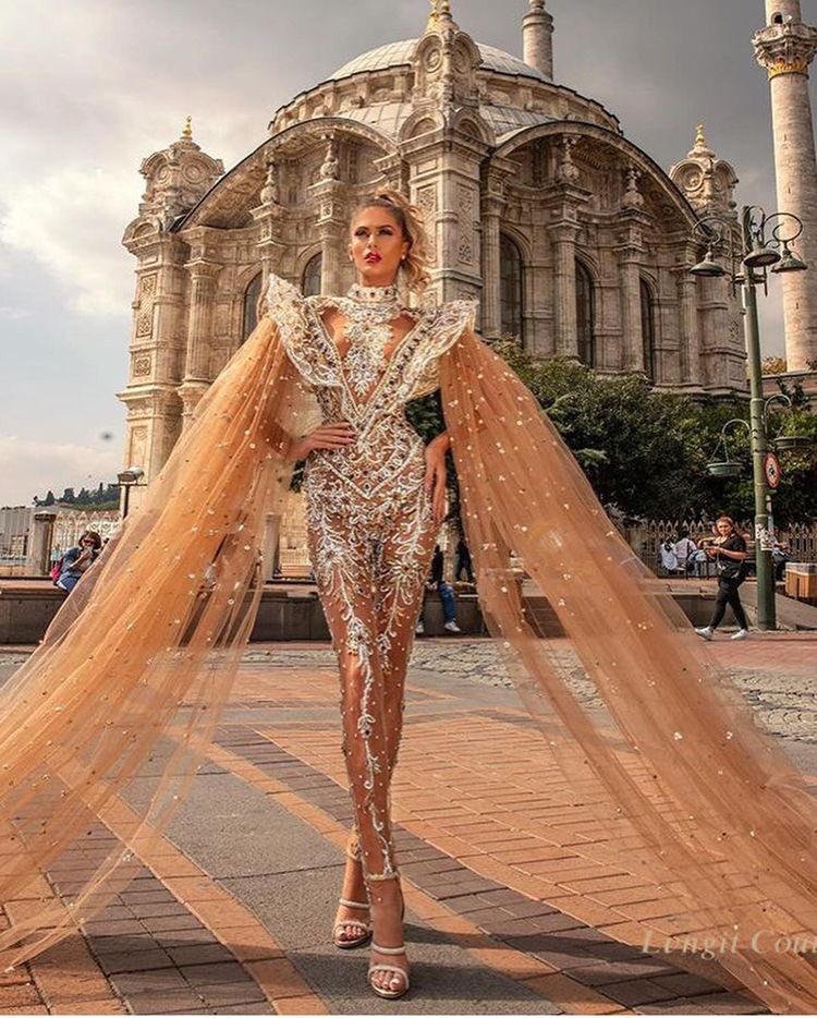 BlasabasK's tweet photo. My kind of Best Drag Eleganza😌✨💫 https://t.co/qo4S7NVRV1