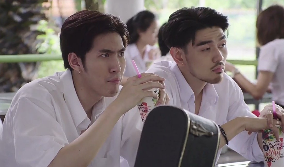 Fny_space's tweet photo. SUKA HERAN SAMA MEREKA BER2 ADA AJA TINGKAHNYA, YANG BIKIN HUMOR GW ANJLOK

#ยังคั่นกูEP1
#ยังคั่นกู https://t.co/u0cpyw2LBq