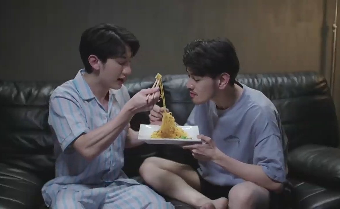 Fny_space's tweet photo. Hmmmmmm enak nya makan mie

#ยังคั่นกูEP1
#ยังคั่นกู 
#StillTogether https://t.co/BxTrwFE8zh