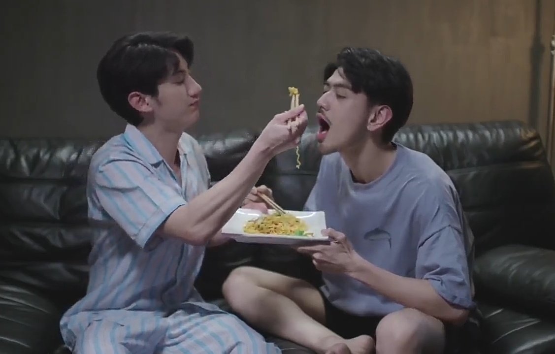 Fny_space's tweet photo. Hmmmmmm enak nya makan mie

#ยังคั่นกูEP1
#ยังคั่นกู 
#StillTogether https://t.co/BxTrwFE8zh