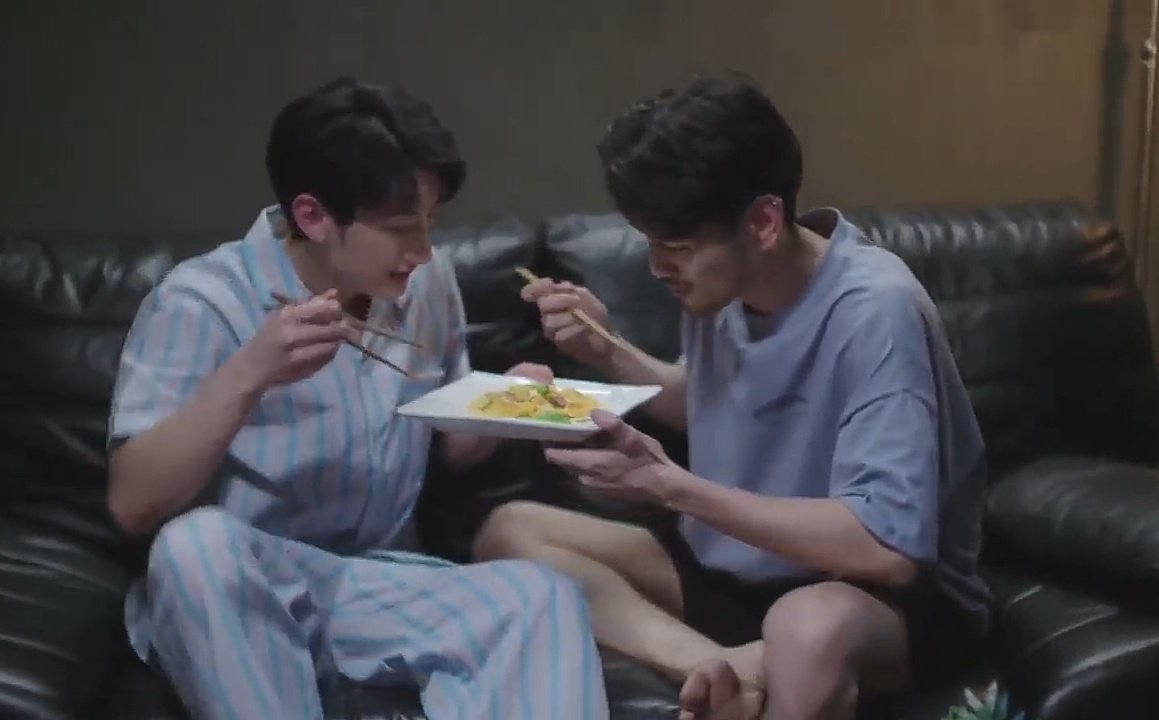Fny_space's tweet photo. Hmmmmmm enak nya makan mie

#ยังคั่นกูEP1
#ยังคั่นกู 
#StillTogether https://t.co/BxTrwFE8zh