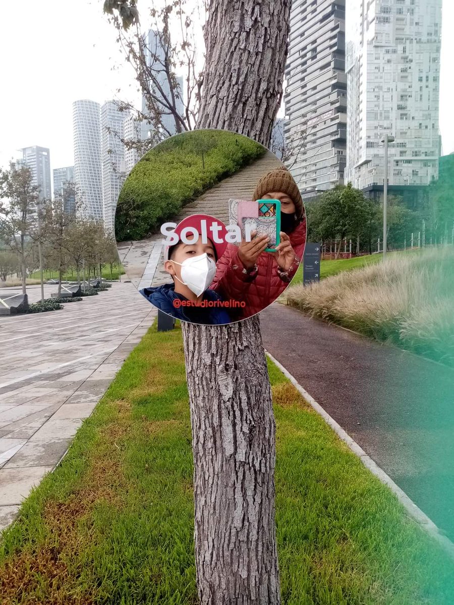 mexicanaparque's tweet photo. ¿Ya visitaron la instalación de @EstudioRivelino en La Mexicana. Fue una colaboración con @MCIHouston. Si tienen imágenes que quieran compartirnos, felices las recibimos 🥰 (segunda foto de Marypaz Maya) https://t.co/0pLMPZnkU1