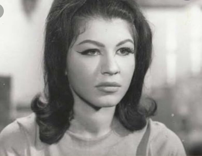 asmaAhmed213's tweet photo. A beautiful Egyptian actress Shwikar has passed away Today😥
May her soul rest in peace🙏 #شويكار https://t.co/zn9o82WcjM