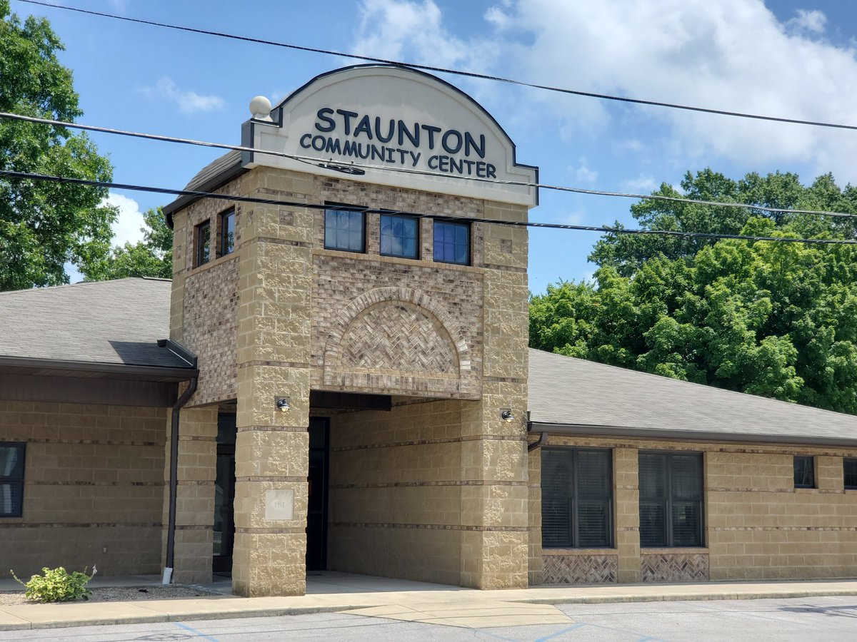 MSIconst's tweet photo. 🚧Past Project Spotlight🚧
🏗Staunton Community Center
📍Staunton IN
🍾Completed 2010
📸Pictures taken July 2020
This project consists of a 3,000 sqft Community Center to house town offices, Community Room, Kitchen, &amp; patio. Still looks brand new thanks to quality union craftsman https://t.co/iGgbtihObv