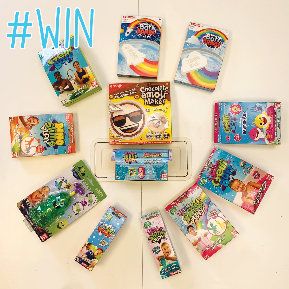 Zimplikids's tweet photo. Happy Friday guys!

We have an extra special staff choice bundle to give away this week!! Each staff member has picked their favourite products from our entire range to giveaway to ONE lucky winner!😋

To #WIN:
TAG 3 friends
Comment your favourite product
RT

Ends 20/08 https://t.co/jxp2CGfThQ