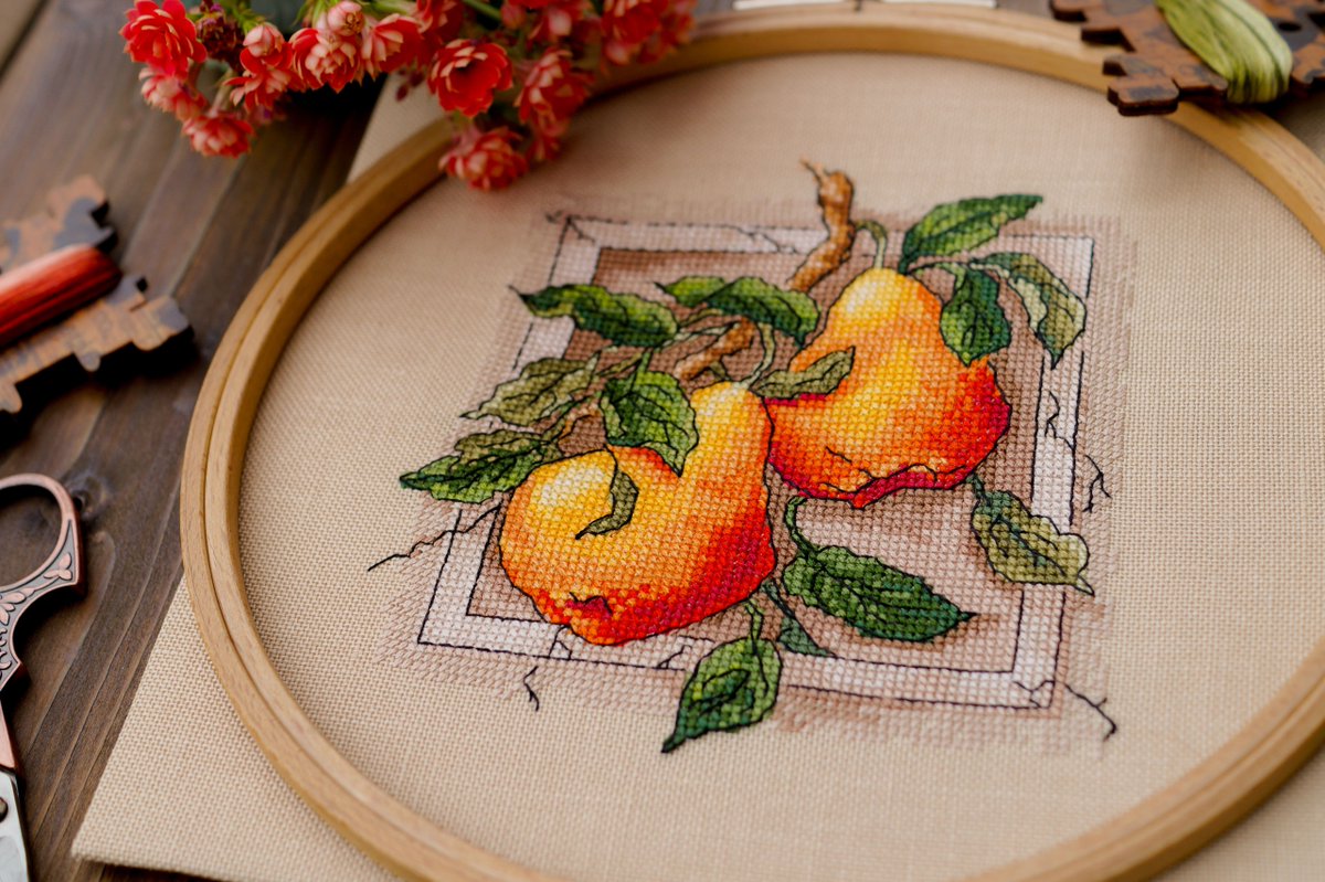 Olga44586990's tweet photo. My first embroidered work with my own cross stitch pattern.
Pears. It turned out great!
#crossstitch #crossstiching #embroidery #Pear #decor #designmodern https://t.co/CVlNjfRAfP
