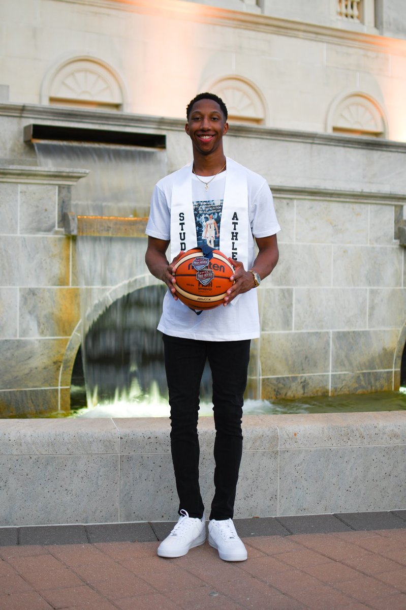 Des 🖤 tweet media