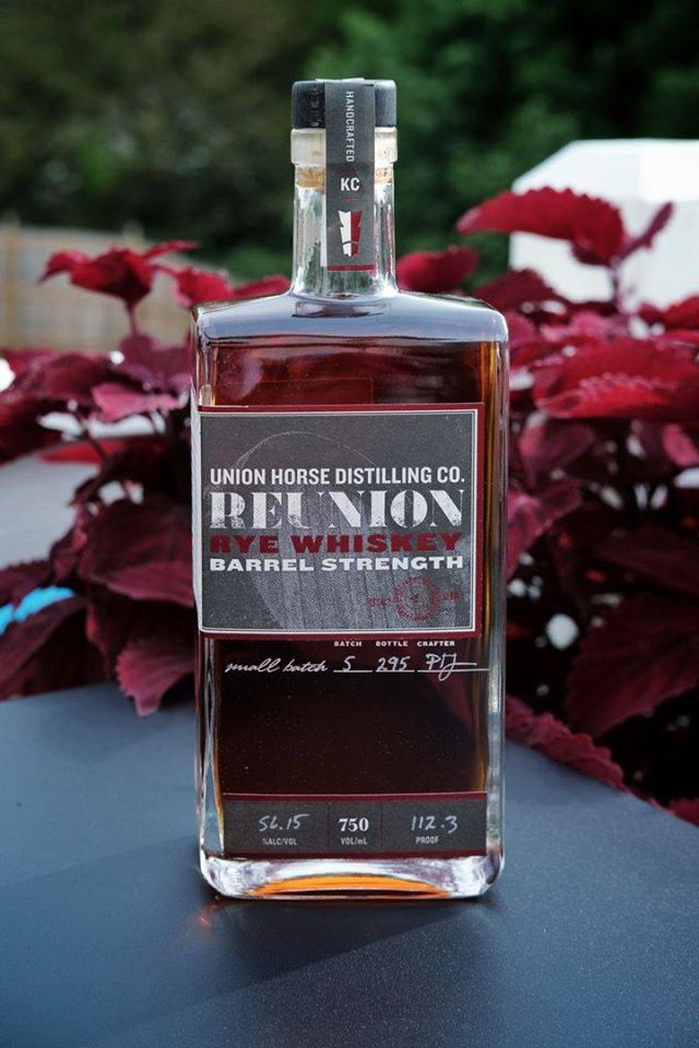 csbev's tweet photo. Hello weekend! Grab a bottle of @UHDistillingCo and celebrate KC, we've got more going #MO &amp; #KS side today https://t.co/LhnECt24o2