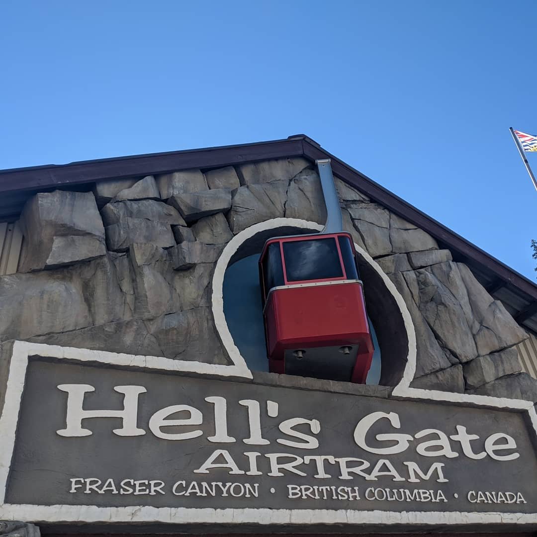 crazeeadventure's tweet photo. Hell's Gate
Incredible place 😊
#hellsgate #hellsgatenationalpark
#hellsgatebridge
#beautifulbritishcolumbia🇨🇦 https://t.co/ry58qhoLzo