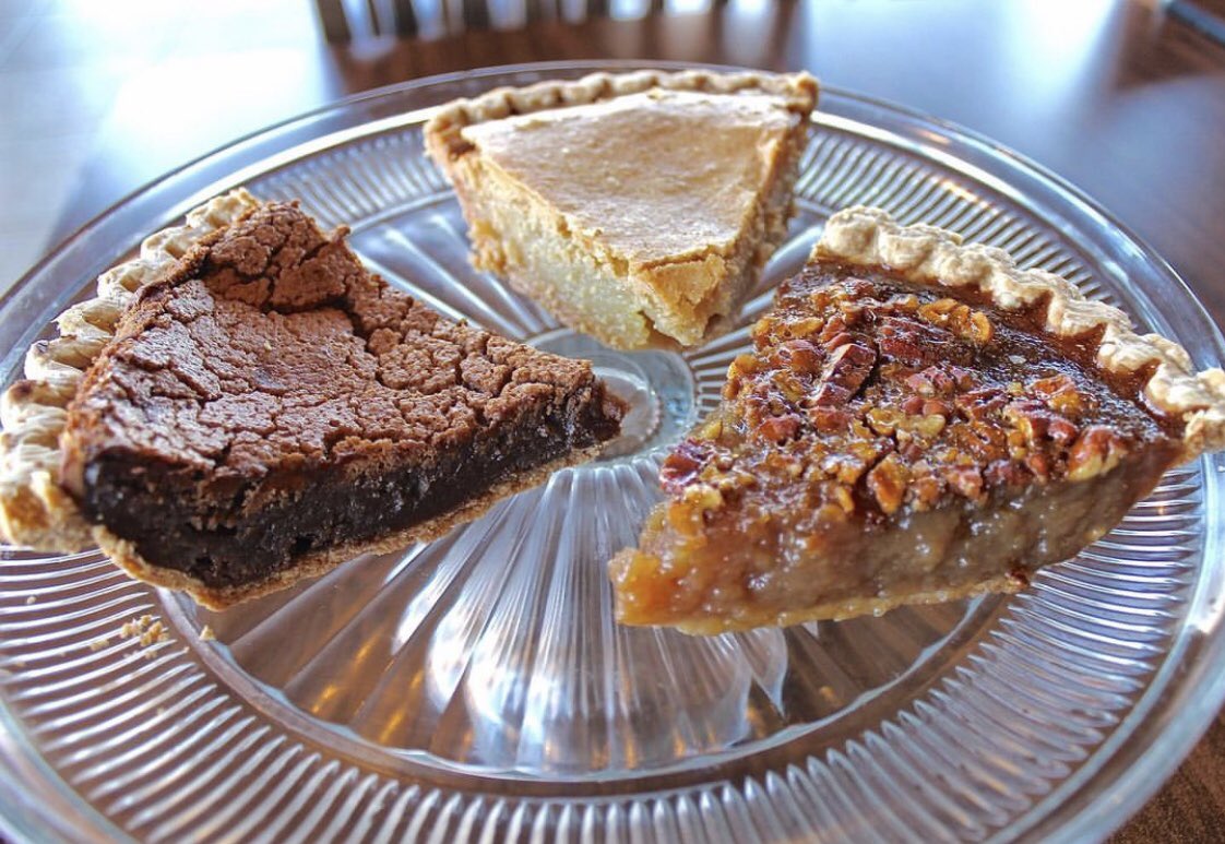 bishopsmeat3's tweet photo. Make the weekend even sweeter! Swing by for a slice of pie or call ahead to order one of our housemade pies to go: chocolate fudge, chess or pecan.🥰#BishopsMeat3 #BishopsToGo
☎️615-771-9432
Fri & Sat: 11am to 8pm
Sunday: 10:30am to 2:30pm https://t.co/iK0hr0EwwU