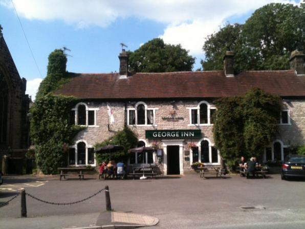 The George Inn in #Tideswell is reopening tomorrow, under new management. Good luck to Becky, Rory and chef James!