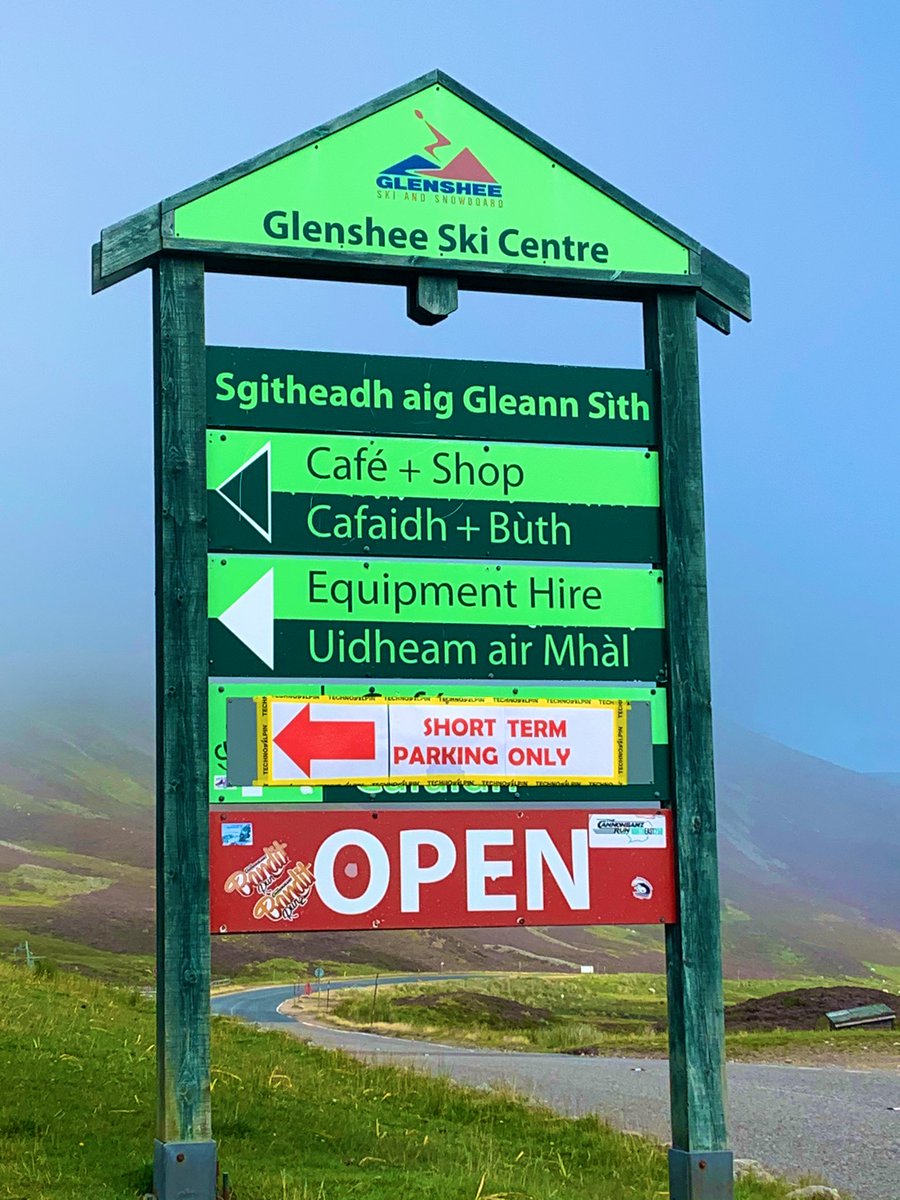 VoxelH's tweet image. Climbed Càrn Aosda, Càrn a' Gheòidh and The Cairnwell today 😅 wish the cable cars were running would’ve made it a lot easier