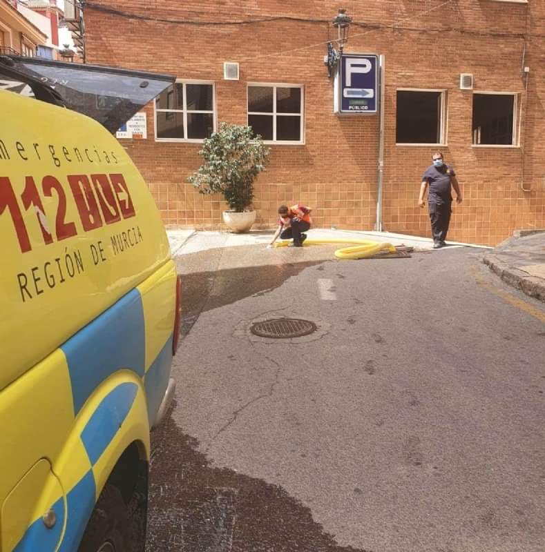 <a href="/PCivil_Totana/">Protección Civil</a> acomete trabajos de revisión técnica en más de 150 hidrantes distribuidos por el casco urbano y el polígono industrial “El Saladar” #Totana  💦🛠🔩⚙️
▶️ totana.es/noticia.asp?ca…