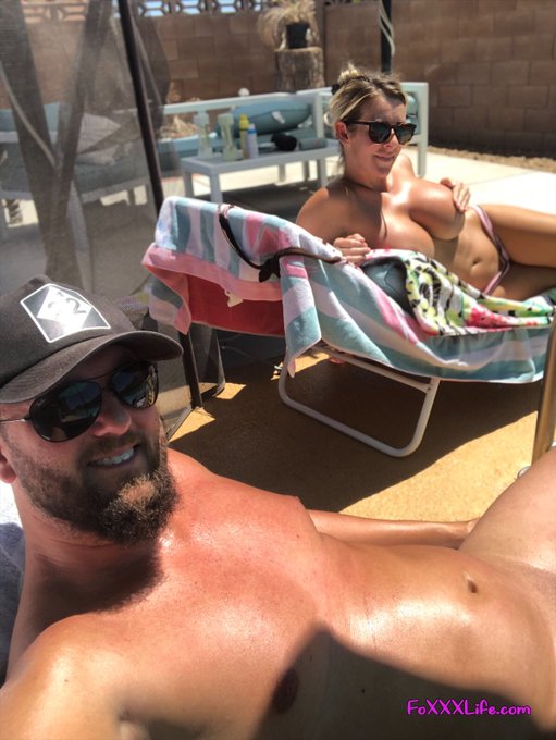 Weekend special!! It&rsquo;s a hot one all weekend 🔥🔥 Get 30 day&rsquo;s at 50% off. Just click the link below ⬇️<a href="/tag/amateurcouple"class="tags"><span>#amateurcouple</span></a><a href="/tag/onlyfanspromo"class="tags"><span>#onlyfanspromo</span></a>