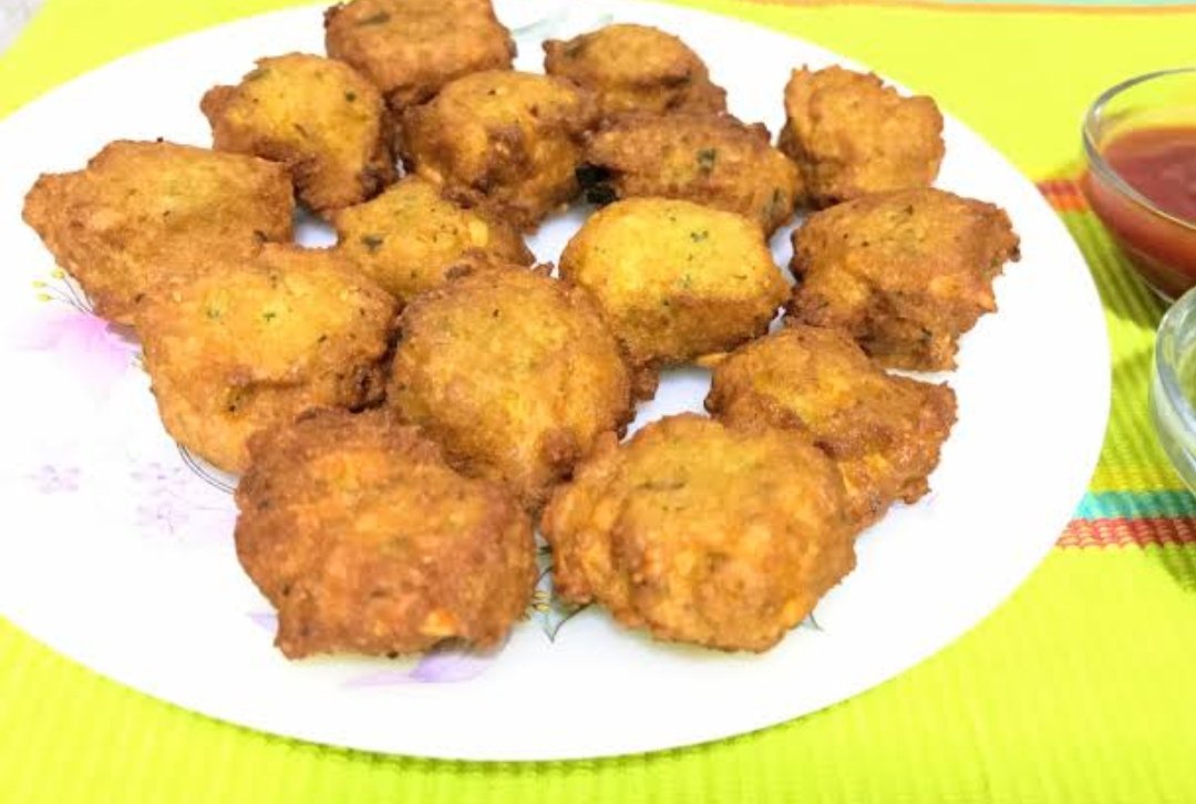 8 Barra: Barra is made with Urad daal and Moong dal batter. Dal Is soaked and coarsely ground. Onions, green chillies, ginger, corriander leaves are added to batter. It's flattened on the palms and deep fried in mustard oil. For making dahi vada, same batter used without onions.