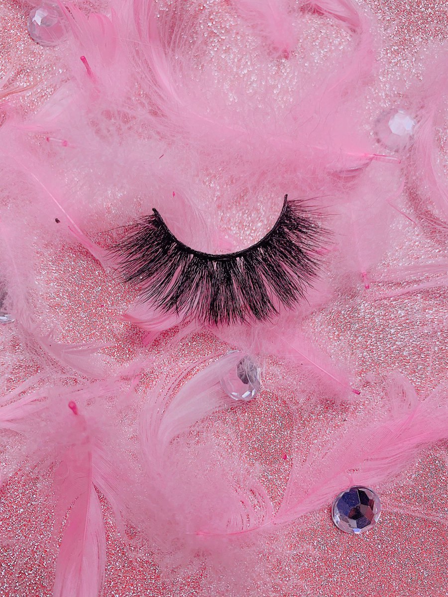 alicecurriex3's tweet photo. ✨ my next customer could be on your TL please retweet ❤️ all lashes come boxed with pink packaging &amp; a little note. High quality, super affordable. Every order means the world 🌍 thank you ✨ https://t.co/99qGduiJTp https://t.co/B0RMpwvbg7