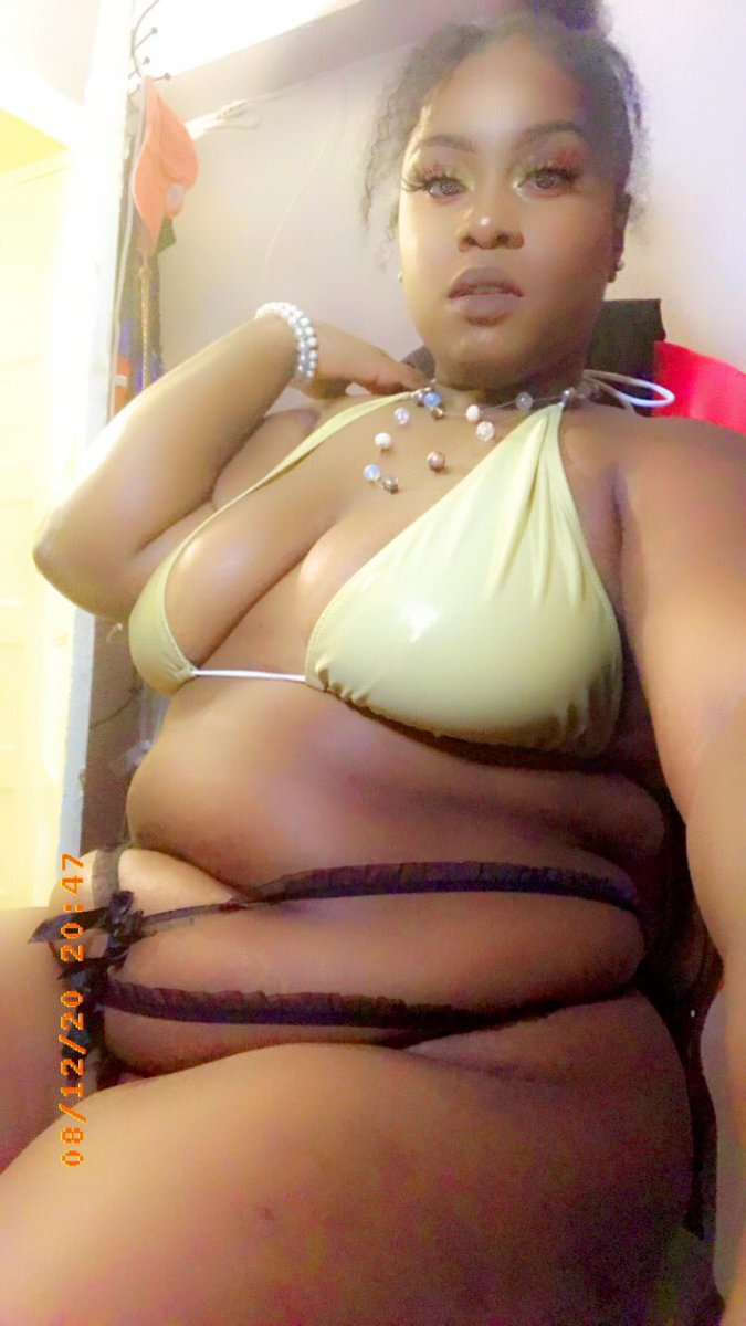 BluZay_'s tweet photo. Yea I got that FUPA that make ya wanna look twice 😏
#WAPNation #BigGirlFine #Blú #Bikini #Thicky #BBW #HeyBitch 🥰😈 https://t.co/TrWMAQFRUY