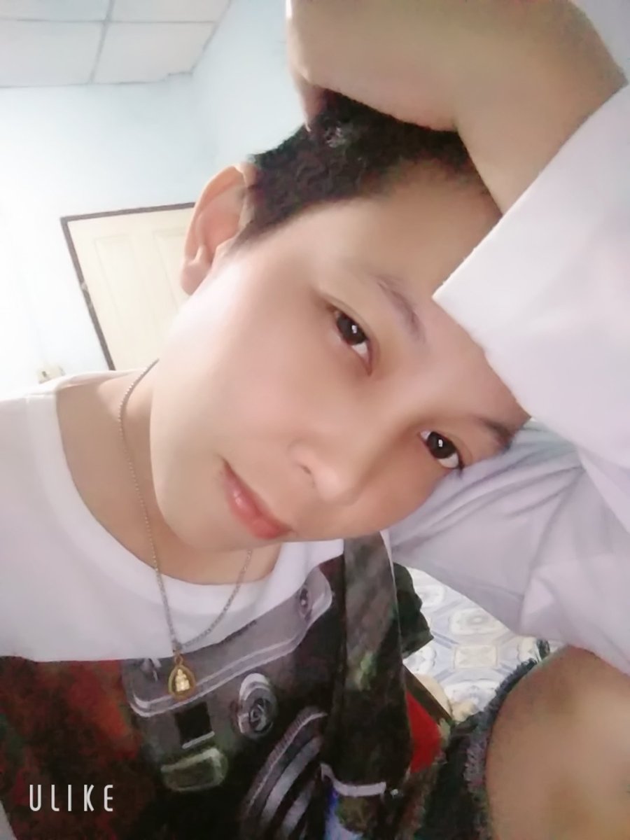 TomBeza2's tweet photo. ชอบน่ะเวลาเราทำตัวหั้ยเขาหึง หวง เป็นห่วงเนี้ย เหมือนเราสำคัญต่อเขาเลย 😘😘 https://t.co/7s5KFLjLxy