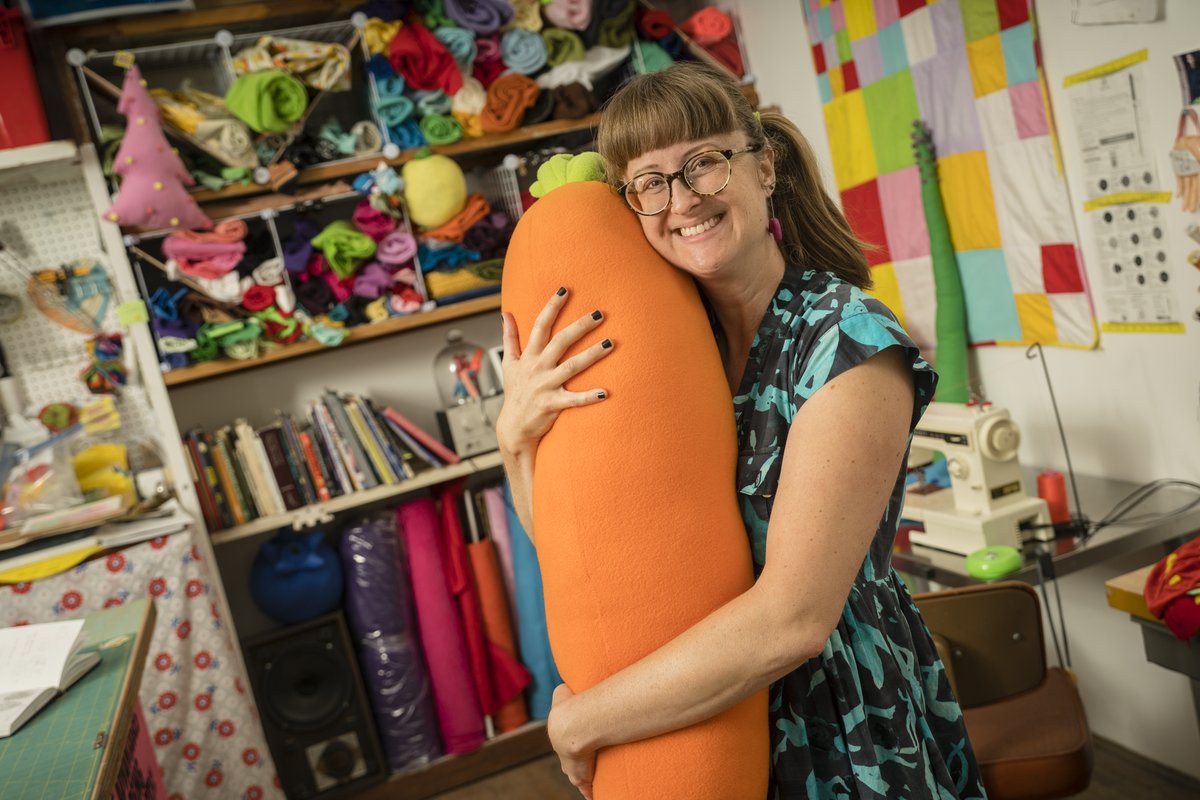 SVBizLynn's tweet photo. Meet Amy Brown, one of three #women small business #entrepreneurs who have turned their #creativity into money-making endeavors #Etsy #Entrepreneurship @jumbojibbles https://t.co/TT8SlxlKdp https://t.co/WlJysaXD1k