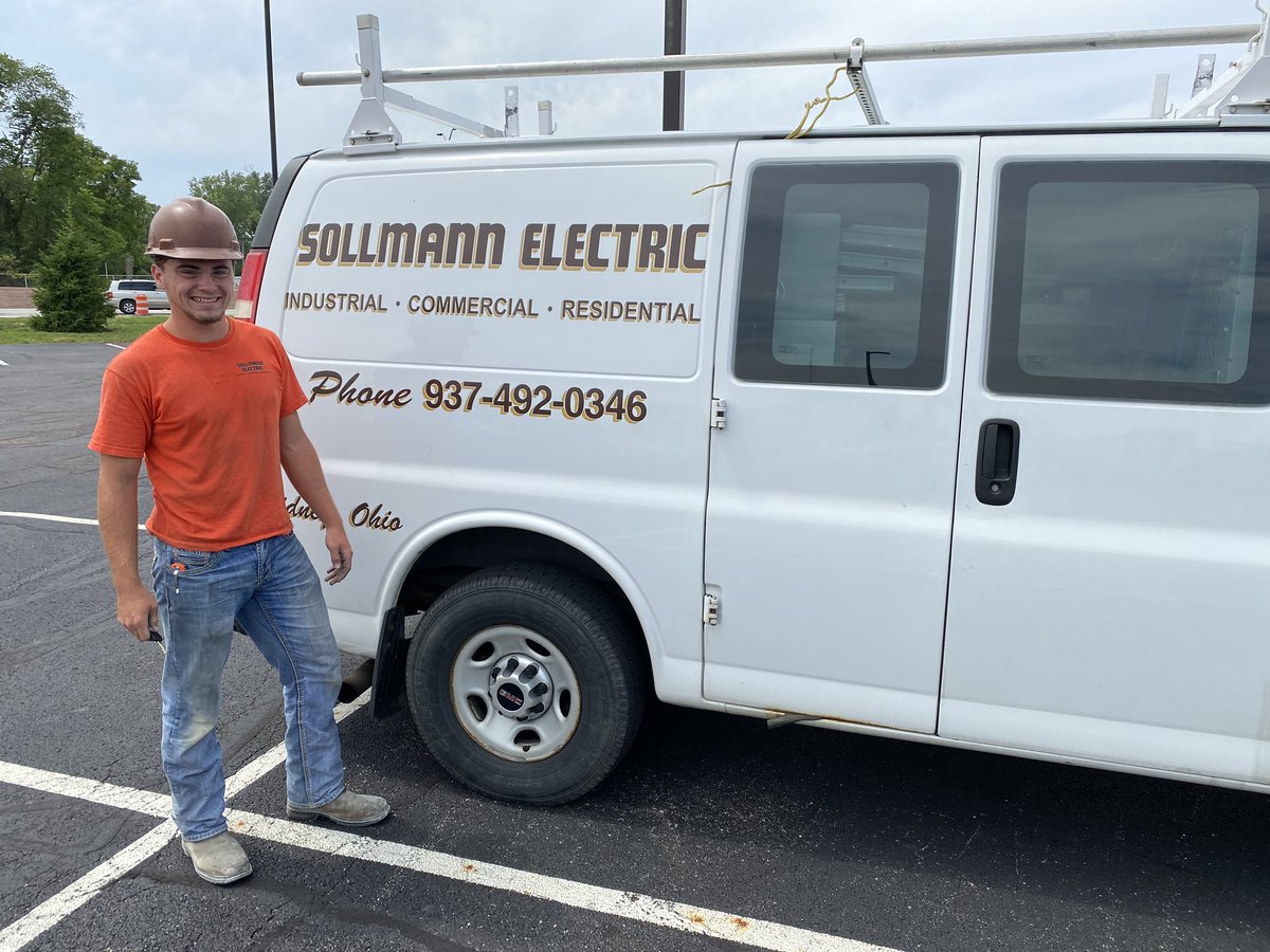 Tony_Trapp's tweet photo. This is what Earning and Learning looks like for Brady M. who is an electrical pre-apprentice at Sollmann Electric in Sidney. 

He is a senior in our Electrical Trades program at @UVCareerCenter 
#thisisuvcc #careertech #learnandearn #apprenticeship #electrician #electrical https://t.co/jSa38MEyCV