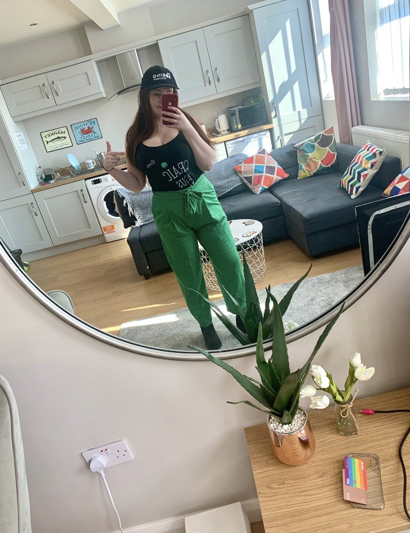 CatMcGeeCode's tweet image. Craic agus code T-shirt from @nialljoemaher arrived today 💚 

#coducommunity