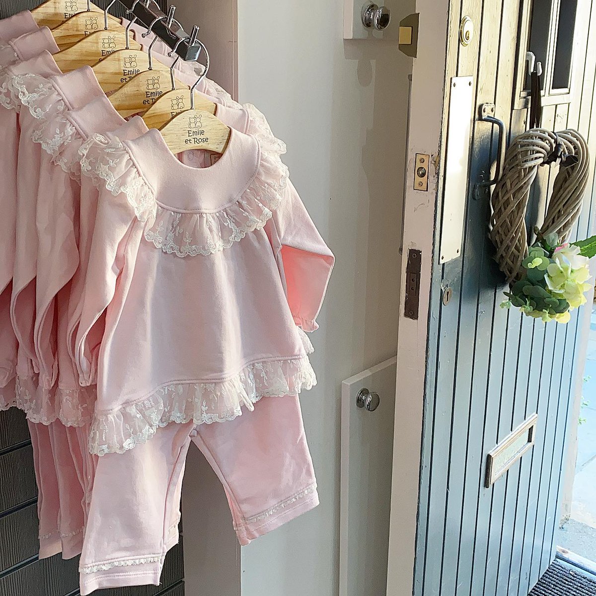 HamiltonOurTown's tweet photo. We are looking forward to seeing the Autumn collection which is arriving into Ollybear Childrenswear. They have given a sneak preview from brands #EmileetRose and #Mayoral.
#shoplocal #thinklocalfirst #hamiltonloveslocal #shophamilton #quarrylane https://t.co/wpJAr85suS