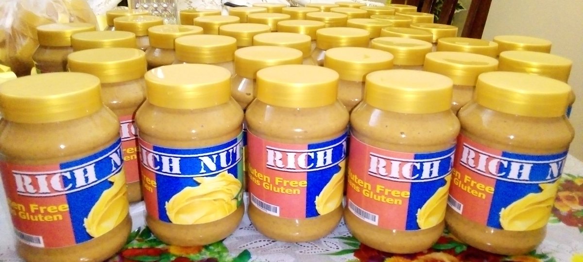 RithaGo's tweet photo. Beurre d'arachide crémeux 100% congolais, #Richnuts Disponible 500g a GGMart 😋😋😋
#tofulana...💃🏾💃🏾💃🏾 https://t.co/fsunnAEX0A