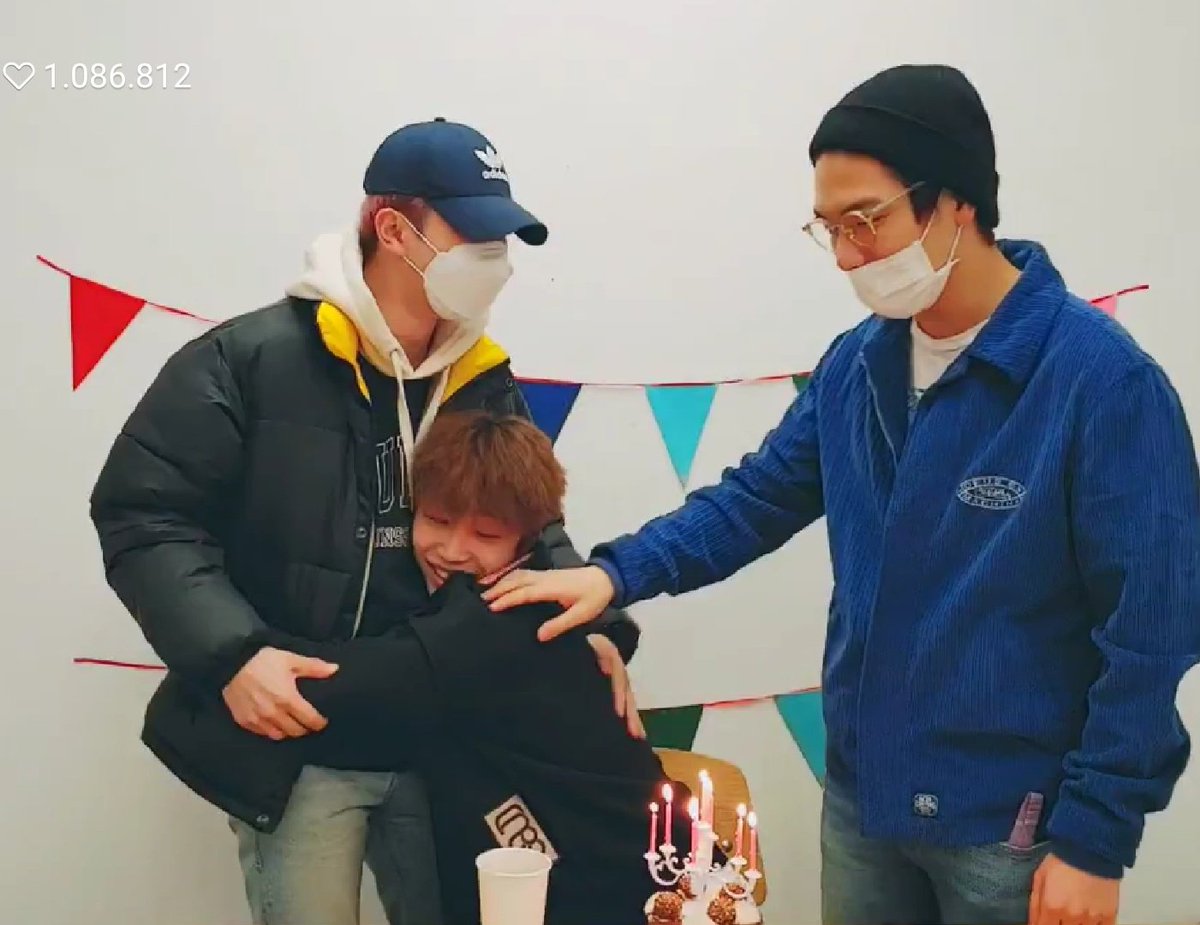 Dongsung: the best hugger