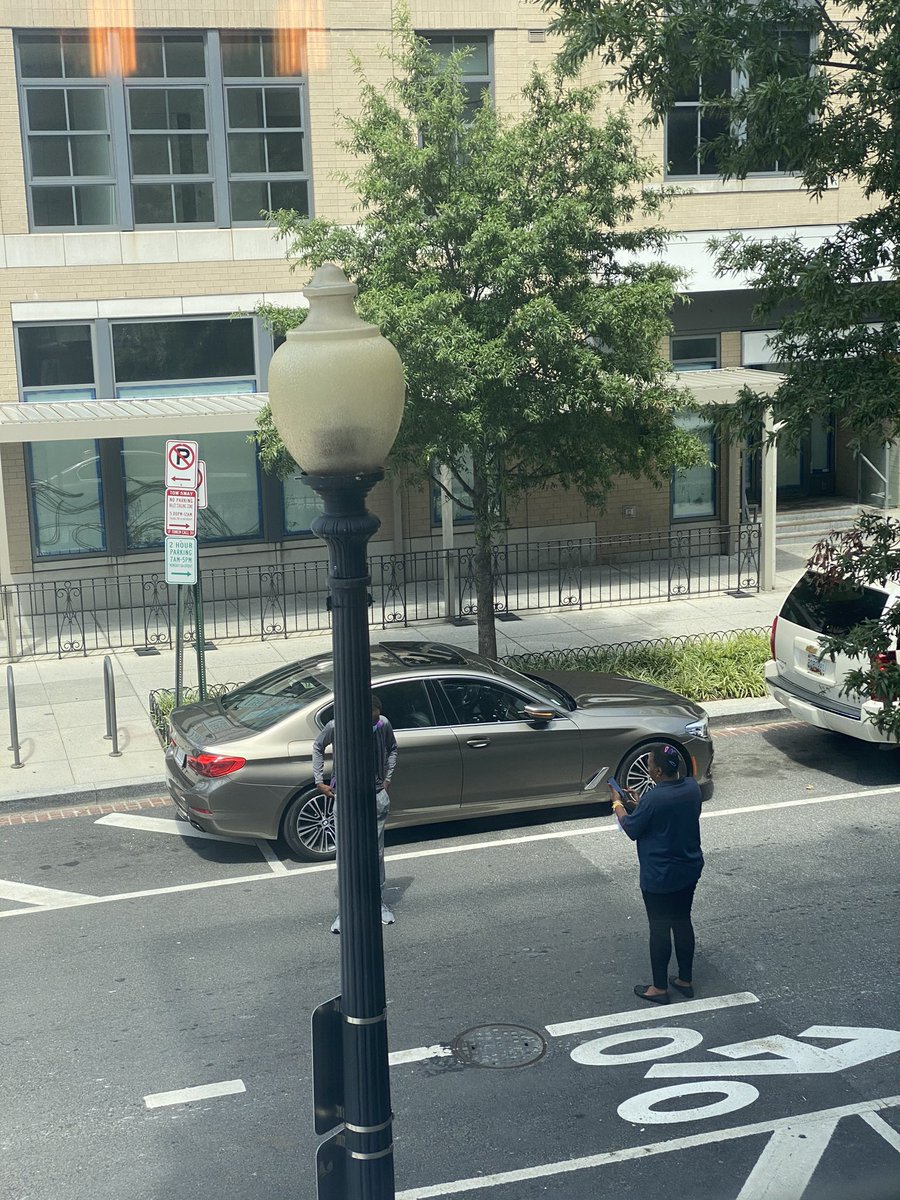 DCthreeee's tweet photo. @PoPville @DCPoliceDept just saw this man break into the brown car. He ran when confronted by an employee of CVS. Not sure where to send the photos. https://t.co/0cKZc5qxnq