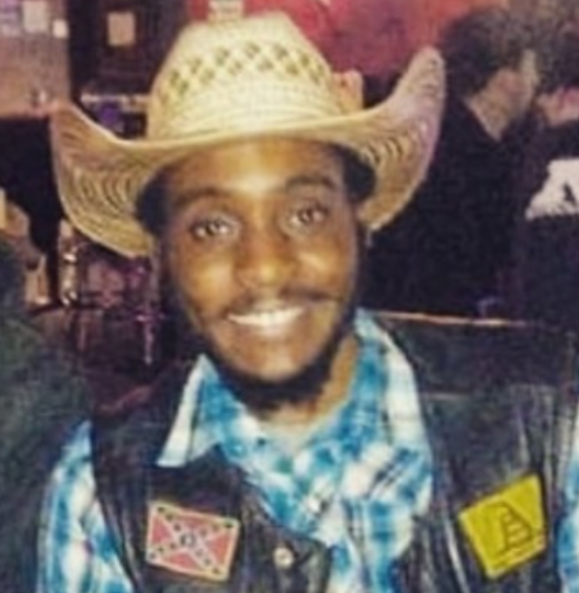 Andrew "Black Rebel" Duncomb: neo-Confederate apologist with Proud Boy affiliation that participated in C'ville 2017, and has been agitating in PDX. Using recent stabbing to paint self a "martyr." Has stated intention to attend A15.  https://twitter.com/RoseCityAntifa/status/1293677195735441409  #PDXfash  #fashcard