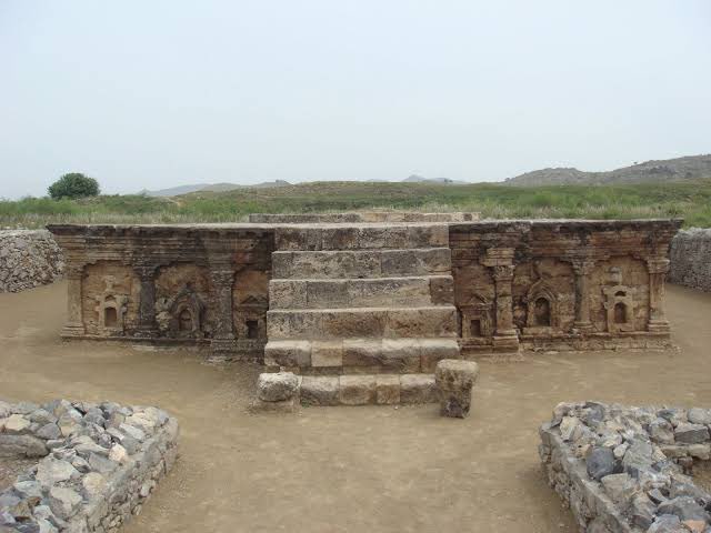 After the defeat, a court was held in Taxila. Here Vaisampayana, a narrator, for the first time narrated the Mahabharata. The ancient Sanskrit epic about the war of the Bharata tribe from which India derives its name; Bharat. This area is now identified as the Hathial Mound.