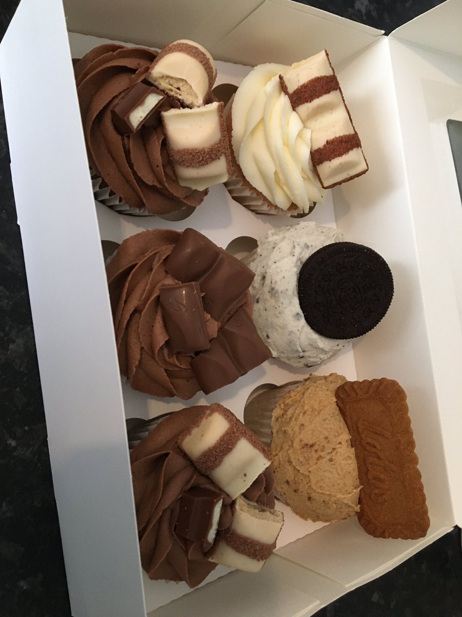 kimkinloch's tweet photo. Raising money for @macmillancancer If you can help...please do!! https://t.co/jvIHX4XQwQ