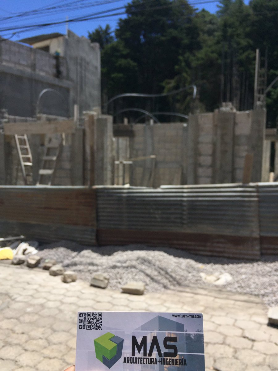 teammasgt's tweet photo. Un buen “entarimado y encofrado” refleja la calidad de la obra y reduce costos de la misma.
#Supervisando 👷🏽♂️⚠️
.
.
.
.
.
.
.
#a_más_i #team_mas #arquitectura #más #ingeniería #construcción #arquitecturagt #somosmás #architecture #engineering #design #art #bestteam #estructura https://t.co/eal4ZUvzAU