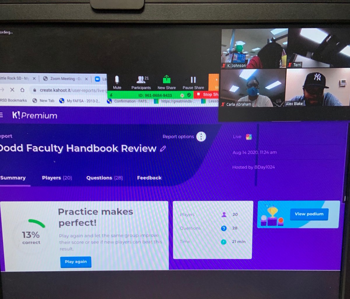 Dodd team reviewed LRSD Staff handbook using Kahoot. Leader Brenda Day led the session— and also showed teachers the new features of the learning platform! #LRSDLearningTogether #DoddBulldogStrong