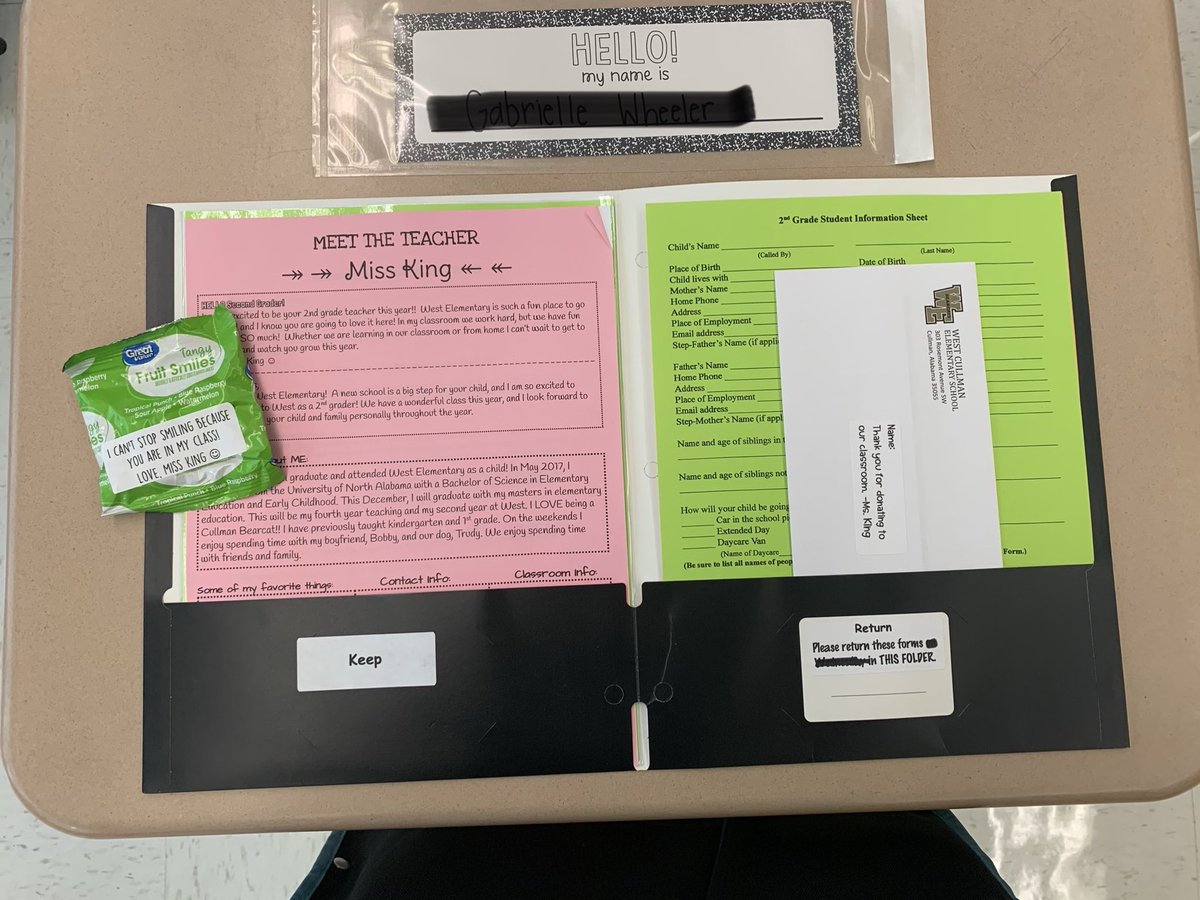 mrslang2017's tweet photo. Second grade teachers- Miss King, Mrs. Cleveland, and Mrs. Robinson will be the gym parking lot from 12:30-1:30 on Monday (8/17) Information folders will be given out. Bring your school supplies and come see us!!! We can’t wait! 🎉 #OpenHouse #WestElementary https://t.co/lBhara3YMH