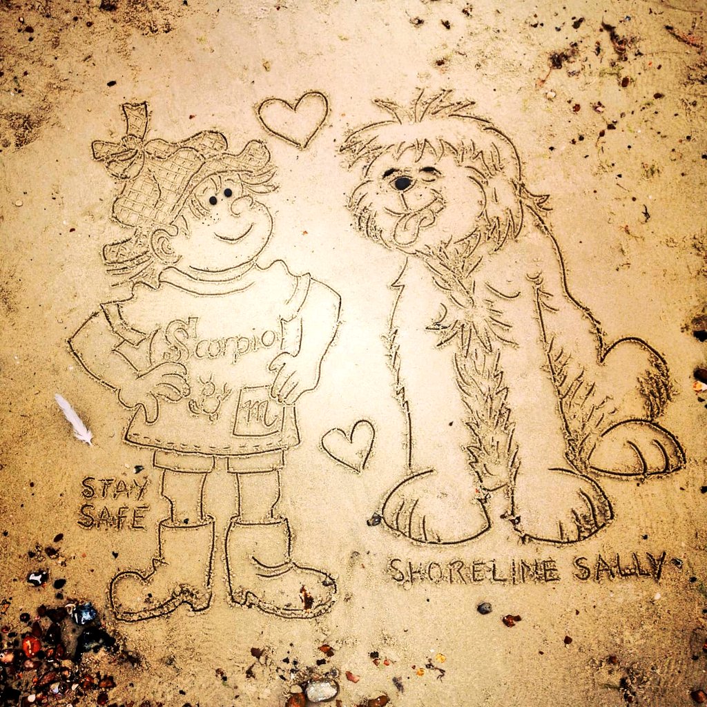 DigiDaughter's tweet photo. Stay Pals πΎ#ThePerishers #Wellington #Boot #DailyMirror #Croynge
π #StaySafe #sanddrawing #beachart πππ #Lockdown2020 #comics #cartoons βοΈ #SandBanksy #ShorelineSally https://t.co/LVxIXg7jb5