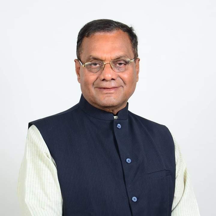इंदौर के लोकप्रिय विधायक मा. श्री <a href="/HardiaMahendra/">Mahendra Hardia</a>  जी को जन्मदिन की हार्दिक शुभकामनाएं....💐