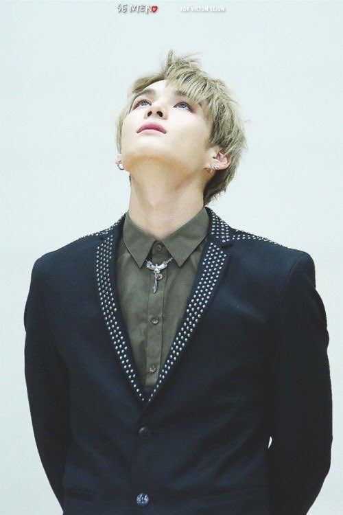 — Lim Sejun with blonde hair; a long thread  #VICTON  #빅톤