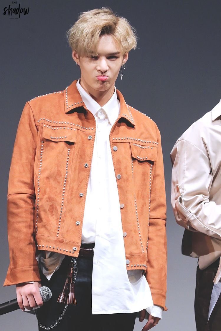 — Lim Sejun with blonde hair; a long thread  #VICTON  #빅톤