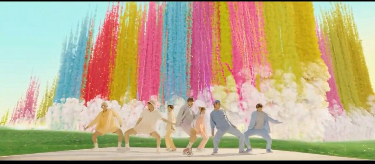 sabeaME22's tweet photo. #DynamiteBTS #DykesForDynamite #DynamiteToday #BTS_Dynamite #Dynamite #BTSARMY #icecream we broke the record #Dynamite100M #Dynamite100MViewsIn24Hrs #98million 98 million #goodjobarmy https://t.co/6Vb9mfrXxQ