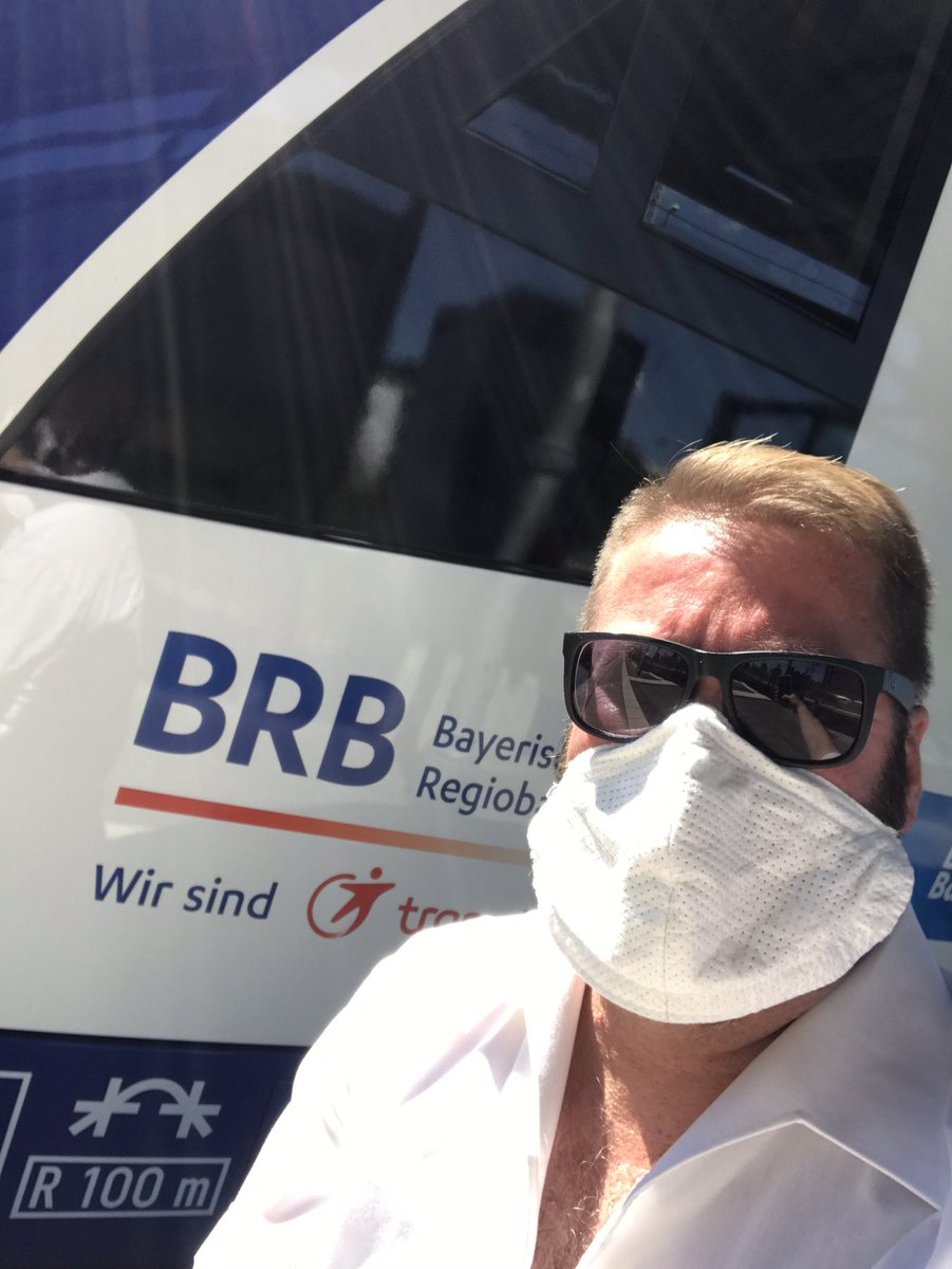 Bayerische Oberlandbahn bestellt 23 falsche Fahrzeuge und der Freistaat Bayern subventioniert sie indirekt mit. Beide nehmen fehlende #Barrierefreiheit billigend in Kauf. Millionen Euro Steuergeld Verarsche. <a href="/bahnfueralle/">Barrierefreie Bahn</a>